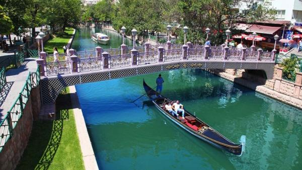 БУРСА И ЕСКИШЕХИР И ВЛАКА СТРЕЛА– РЕПУБЛИКА ТУРЦИЯ