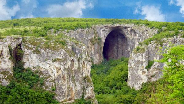 пещера  Проходна - Национален пещерен -Геопарк Искър-Панега