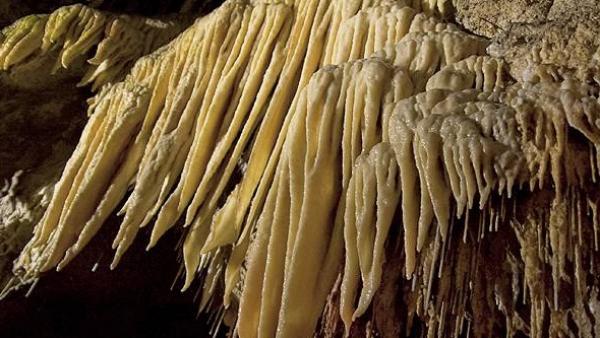 Ягодинска пещера и Орлово око и Дяволското гърло