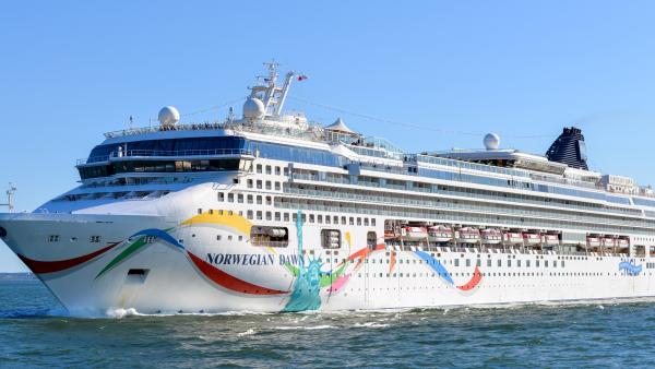 Круиз Бреговете на Иберия с Norwegian Dawn