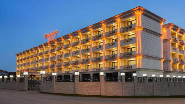 5 ЗВЕЗДНА МИНИ ПОЧИВКА със закуска и вечеря в Силиври + шопинг в Люлебургаз и Чорлу